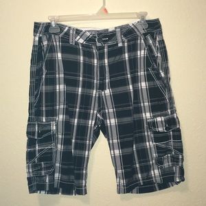 Men’s BKE Plaid Cargo Shorts
